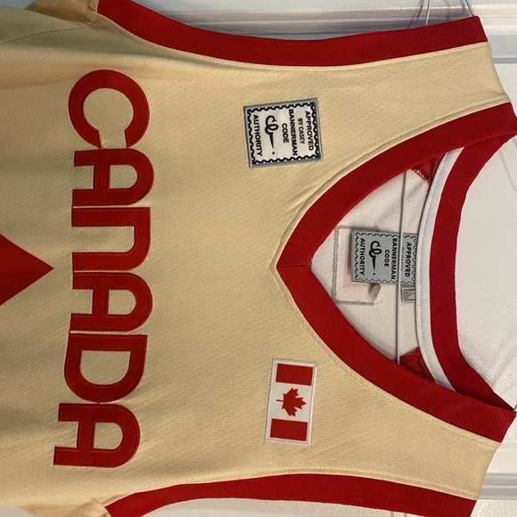 *Limited Edition* Shai Gilgeous-Alexander Home Variant Jersey - Picture 4 of 4